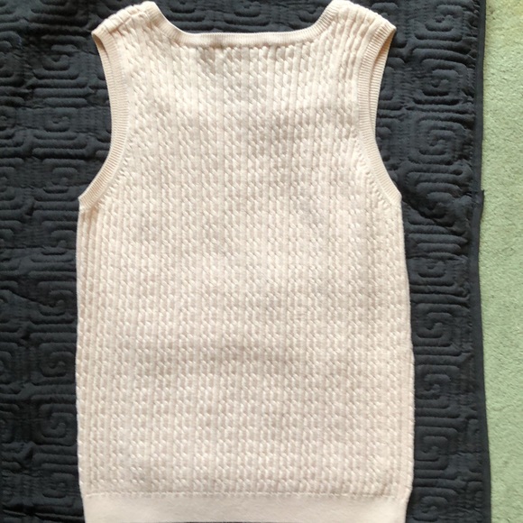 Beige “shell” knit top - Picture 3 of 3